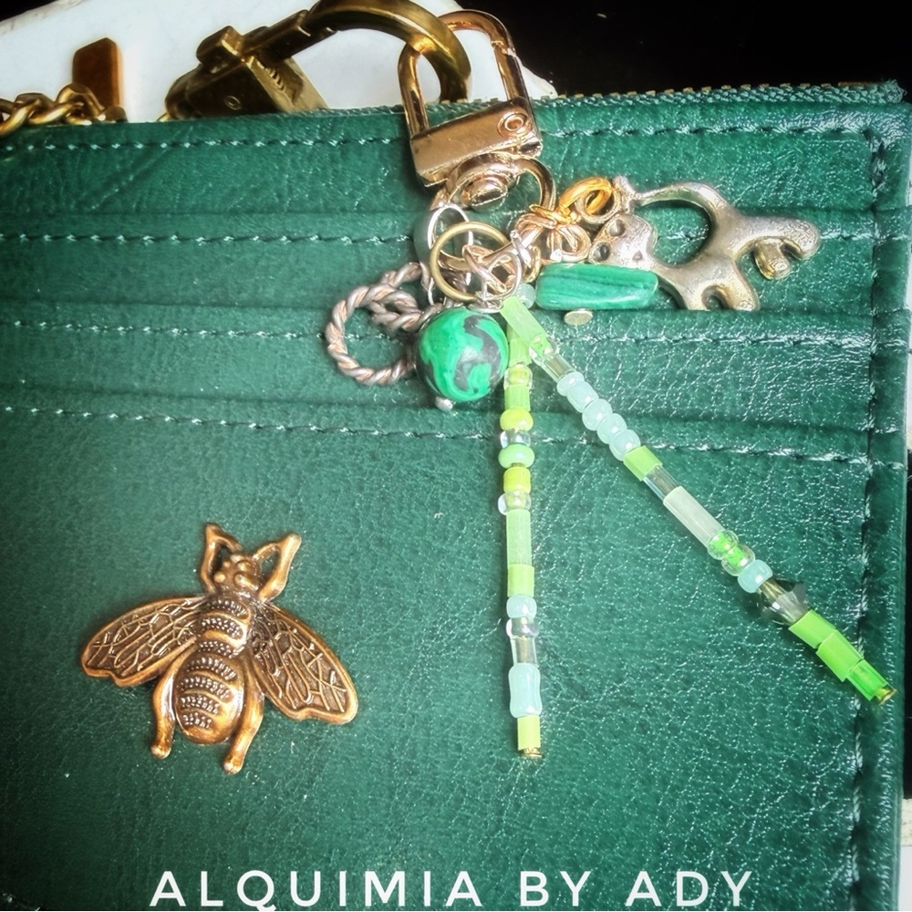 Alquimia Green Key & Card Holder with Gold Accents